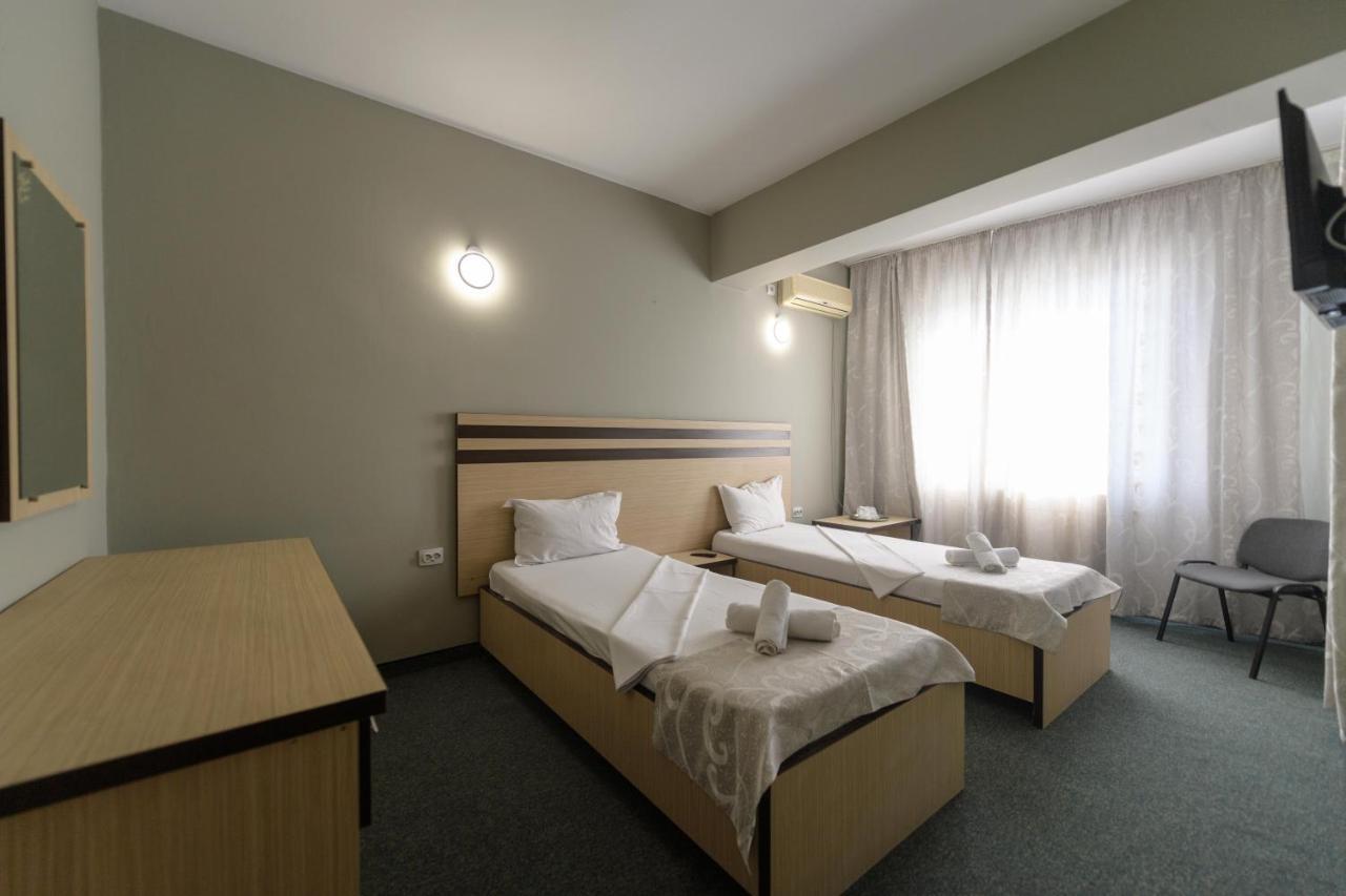 Hotel Cora Constanta Exterior photo