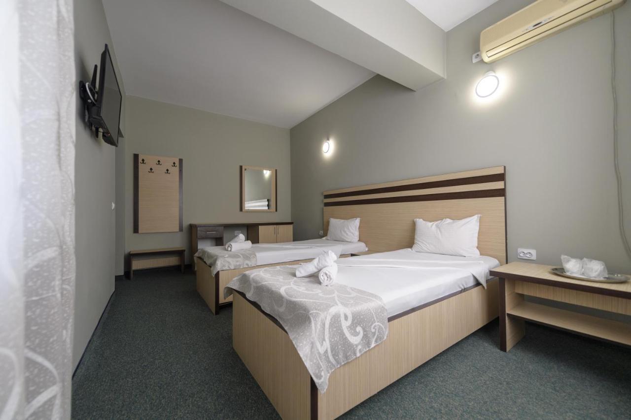 Hotel Cora Constanta Exterior photo