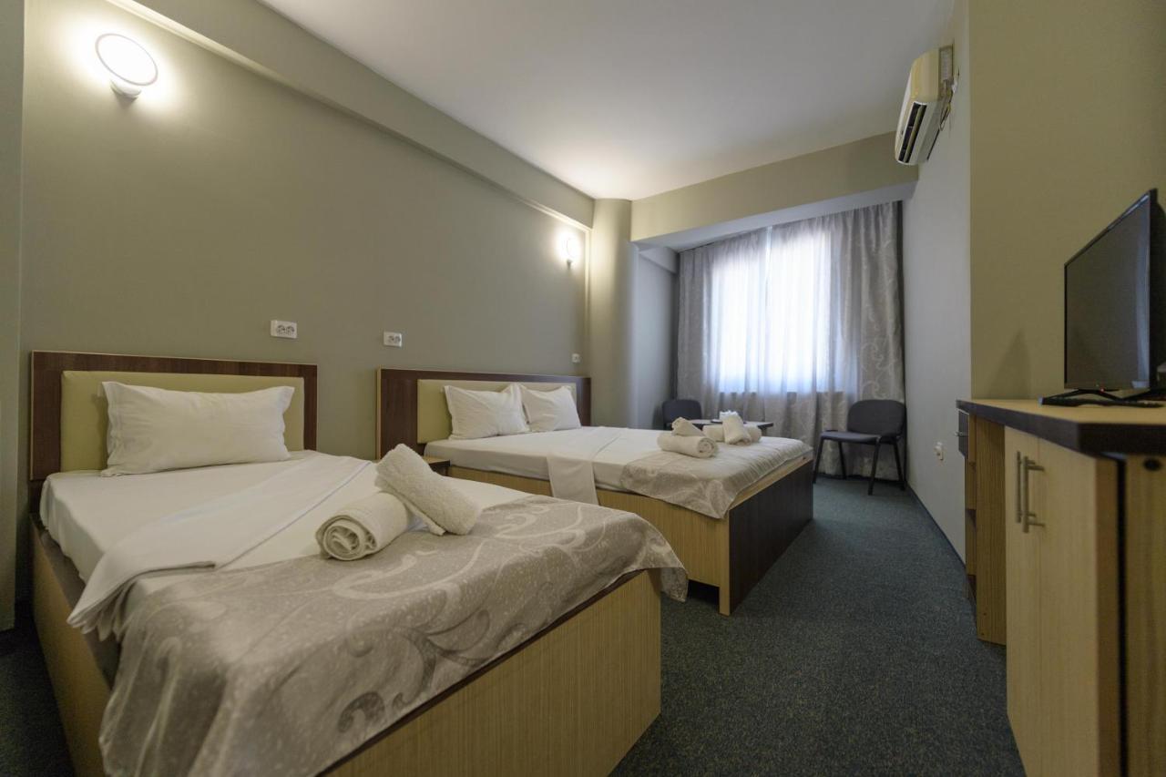 Hotel Cora Constanta Exterior photo