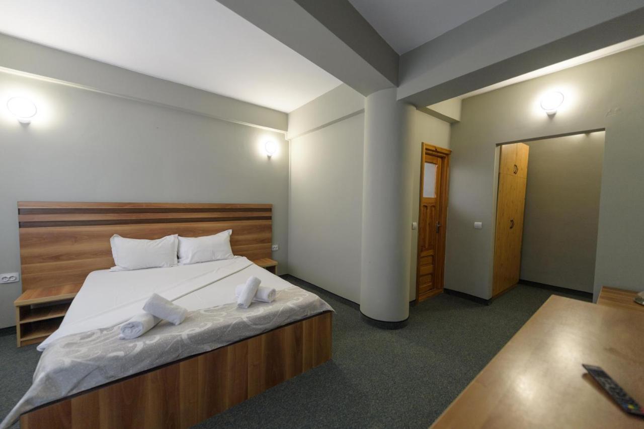 Hotel Cora Constanta Exterior photo